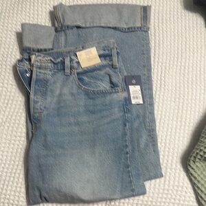 Universal Thread Women's Light Blue Straight Jeans NWT
